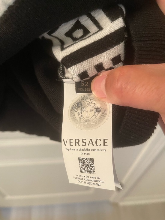 Versace Black and White Medusa Motif Crewneck Sweater - Picture 3 of 3